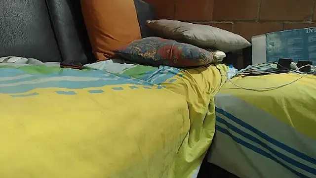 sexyblackxx12 webcam