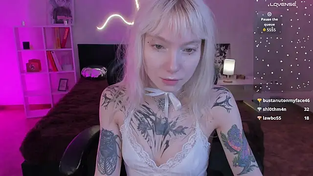 tattoo_art_baby webcam