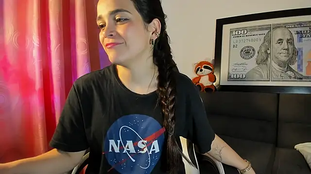 LucianaMoreau webcam