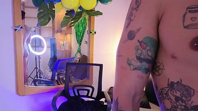 mister_eithan webcam