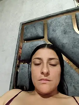 Scarlet_Passion webcam