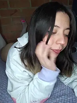 Petite_CherryX webcam