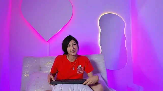 AdharaHamilton_ webcam