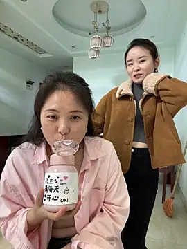 美女tianwei2567在线直播