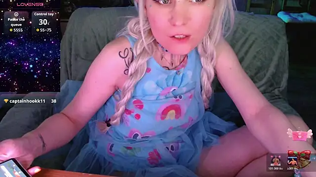 mischellemeow13 webcam