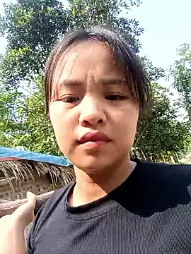 Webcam Model (Pretty-haert)  is live.Free join now!