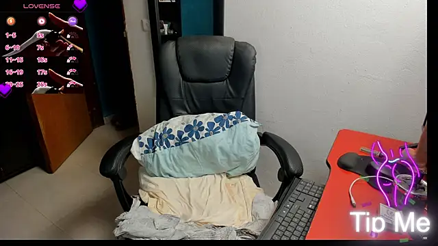 peanut_tangerine webcam