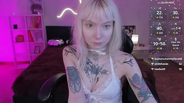 tattoo_art_baby webcam