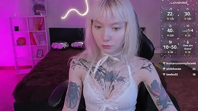 tattoo_art_baby webcam