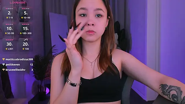 Lori_Bllossom webcam