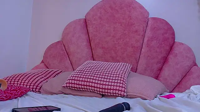 amberstonne__ (F teen) - Fill me with milk my ass & boobs now !