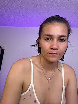 aurora_divine live sex cam