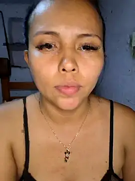 Daniela_Cruz_ webcam