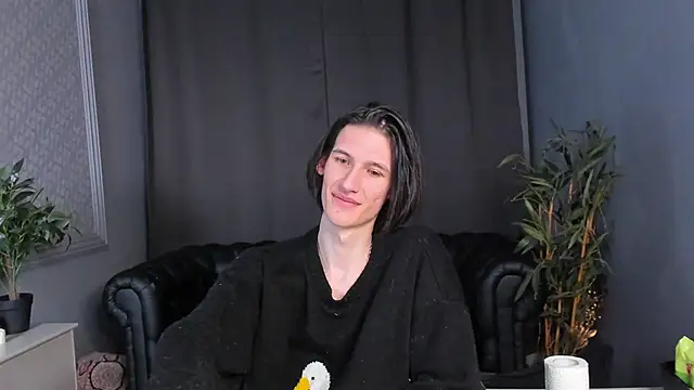 Klaude_Jam live sex cam