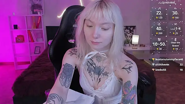 tattoo_art_baby webcam