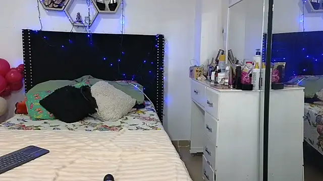 charlotte_077 webcam