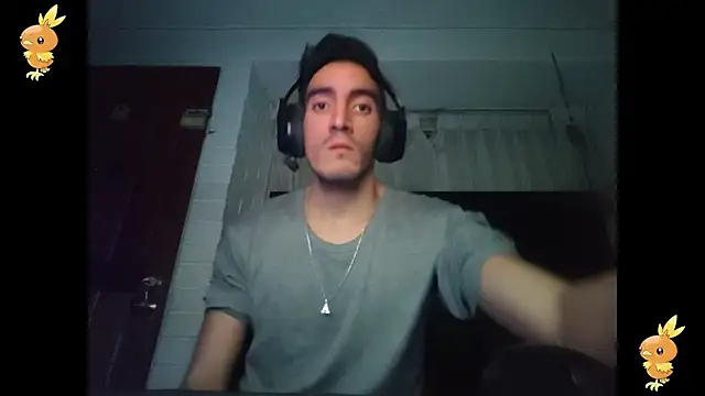 TommyMomentum webcam