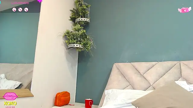 shariswillian - SharisWillian's free webcam - UK Sex Cams