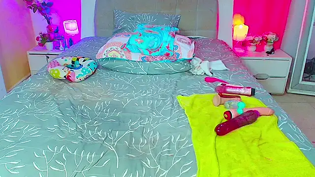 Kendralove31xxx webcam