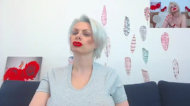 PURE_SEDUCE__WOW___ webcam