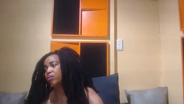 AssSeductress43 webcam