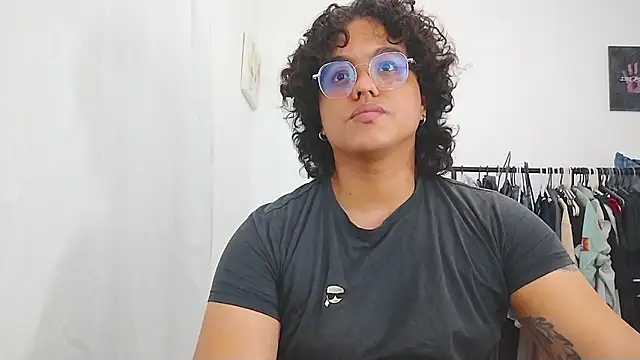 Diane_blossom webcam