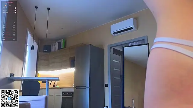 miss_bubbles_ webcam