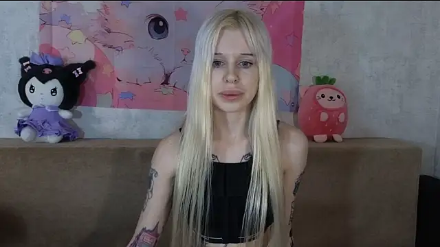 HoneyGold_ webcam