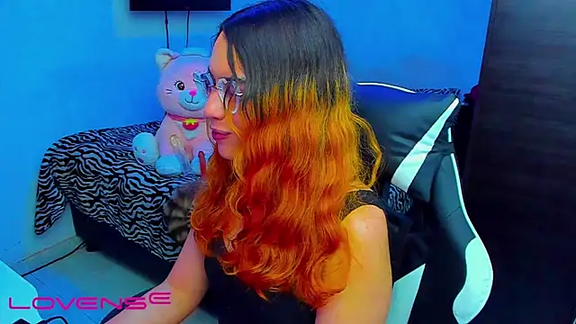 lillykittyyy - Lillykittyyy's free webcam - UK Sex Cams