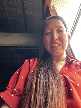 huonglyna - Huonglyna's free webcam - UK Sex Cams