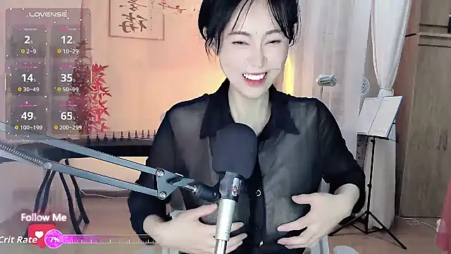 noomi-1111 webcam