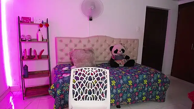 thalia_mills19 webcam