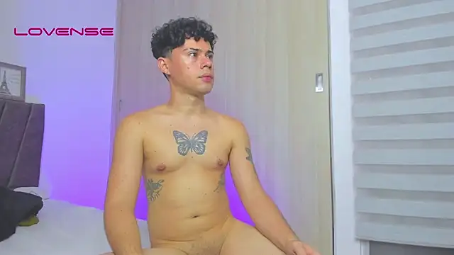 Soft_Temptationxx webcam