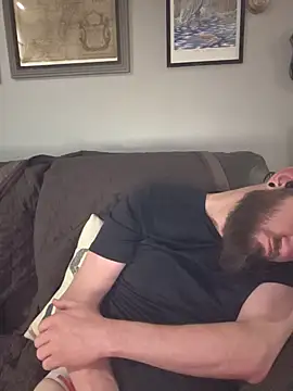 Icebearsticlese webcam