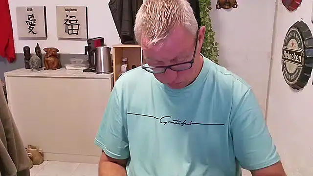 Dutch_Daddy webcam