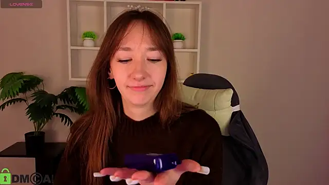 Miche1le_Allenne webcam