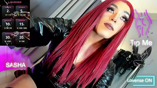 DominaAurumXXX webcam