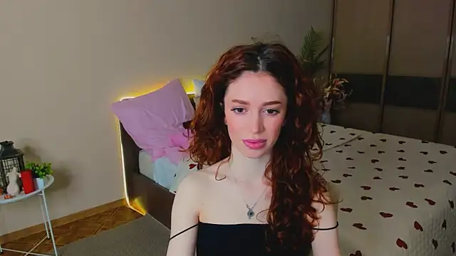 ChristinaConteeree webcam