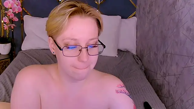 AlexandraGreen webcam