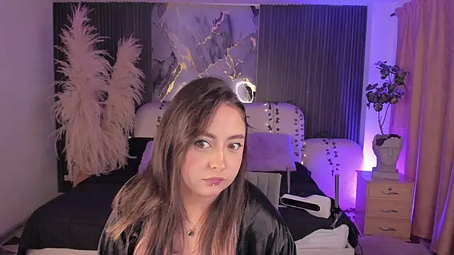 SarahCastro1_ webcam