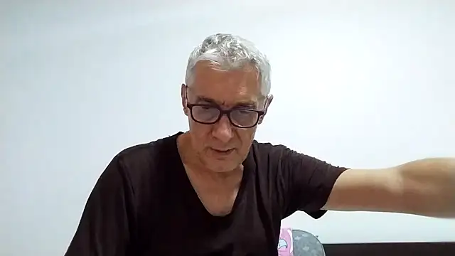 BIGUNCUTHARDCOCK webcam