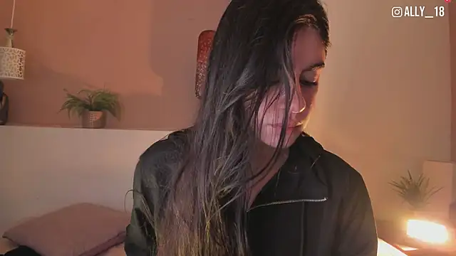 Ally_addams webcam