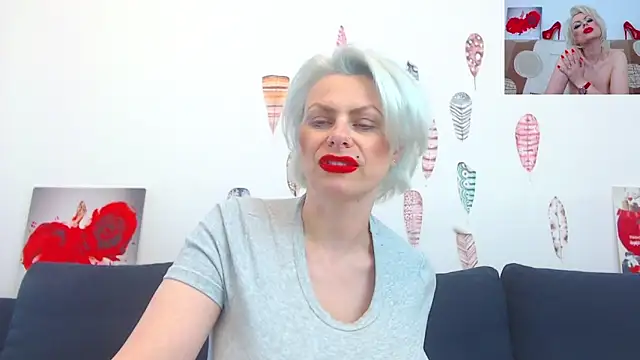 PURE_SEDUCE__WOW___ webcam