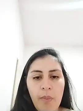 latina_prohibida webcam