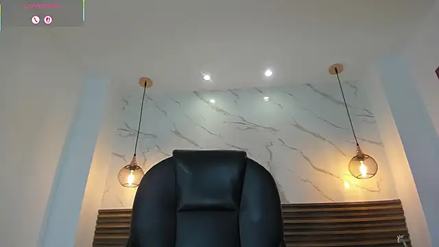 Natasha_Kiim_ webcam