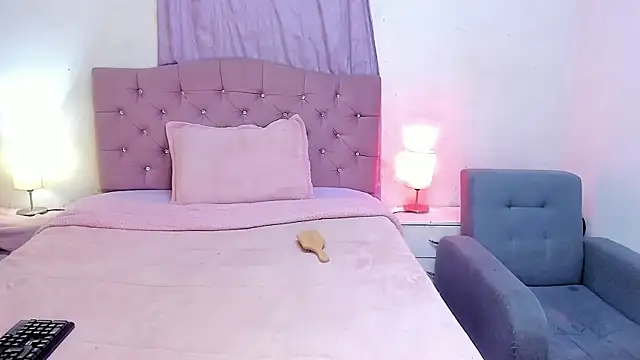 Latinabombsheell webcam