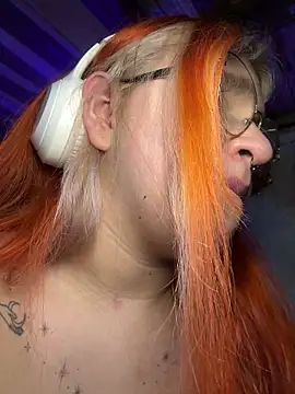 Sophia_Weest99 webcam