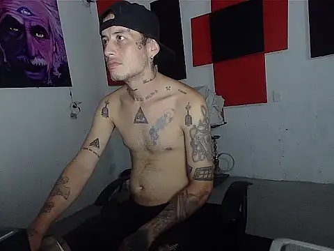 patrik_tattoo_ webcam
