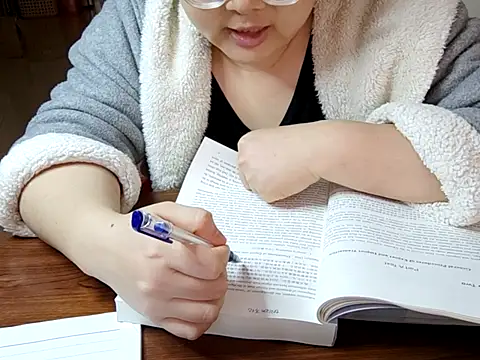 AngelwithEcup webcam