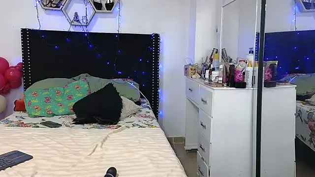 charlotte_077 webcam